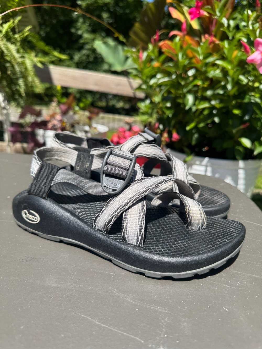 Chaco Classic Sport Sandals Women’s Size 7 – Gray/Black